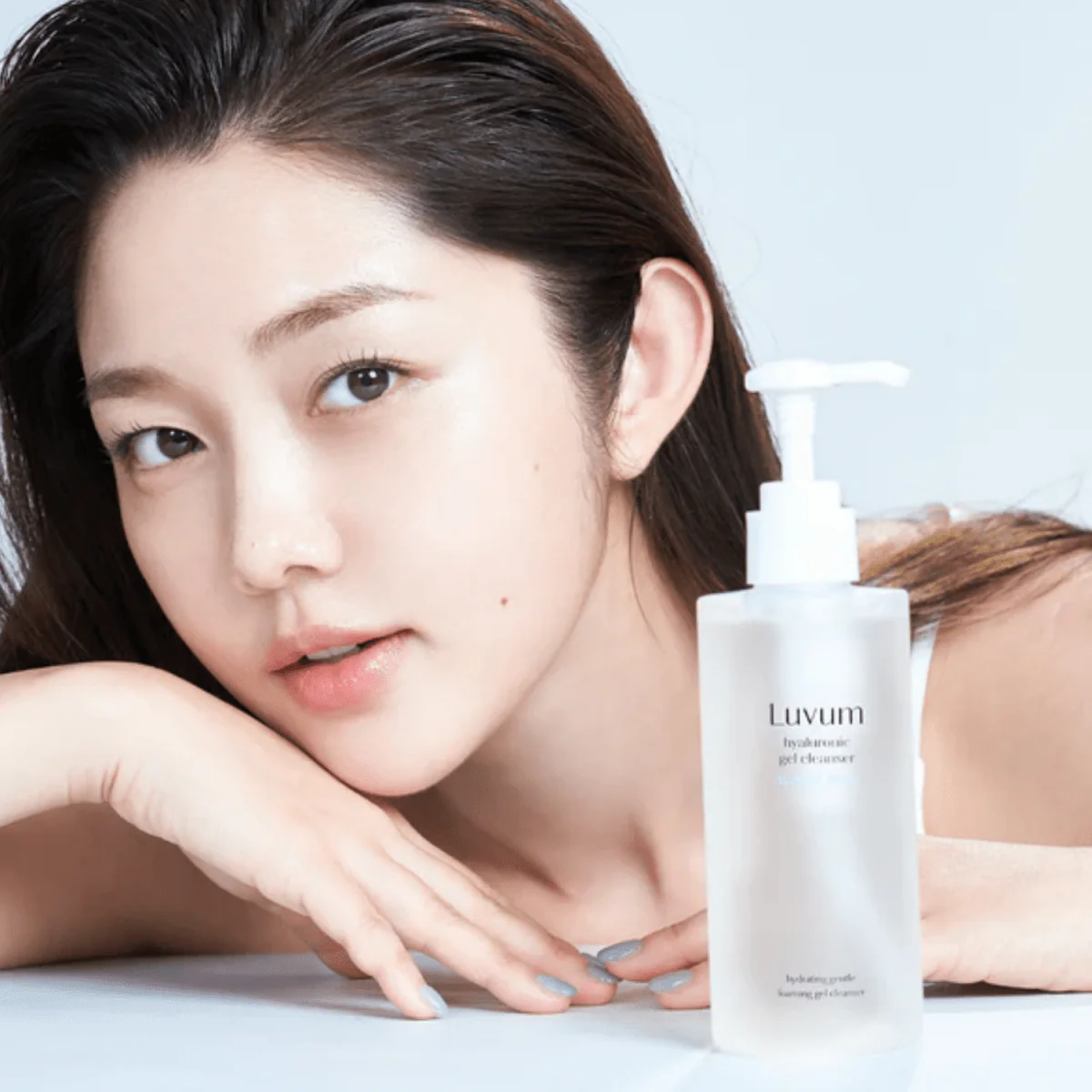 Bamboo Hyaluronic Moisture Gel Cleanser 200ml - Image 2