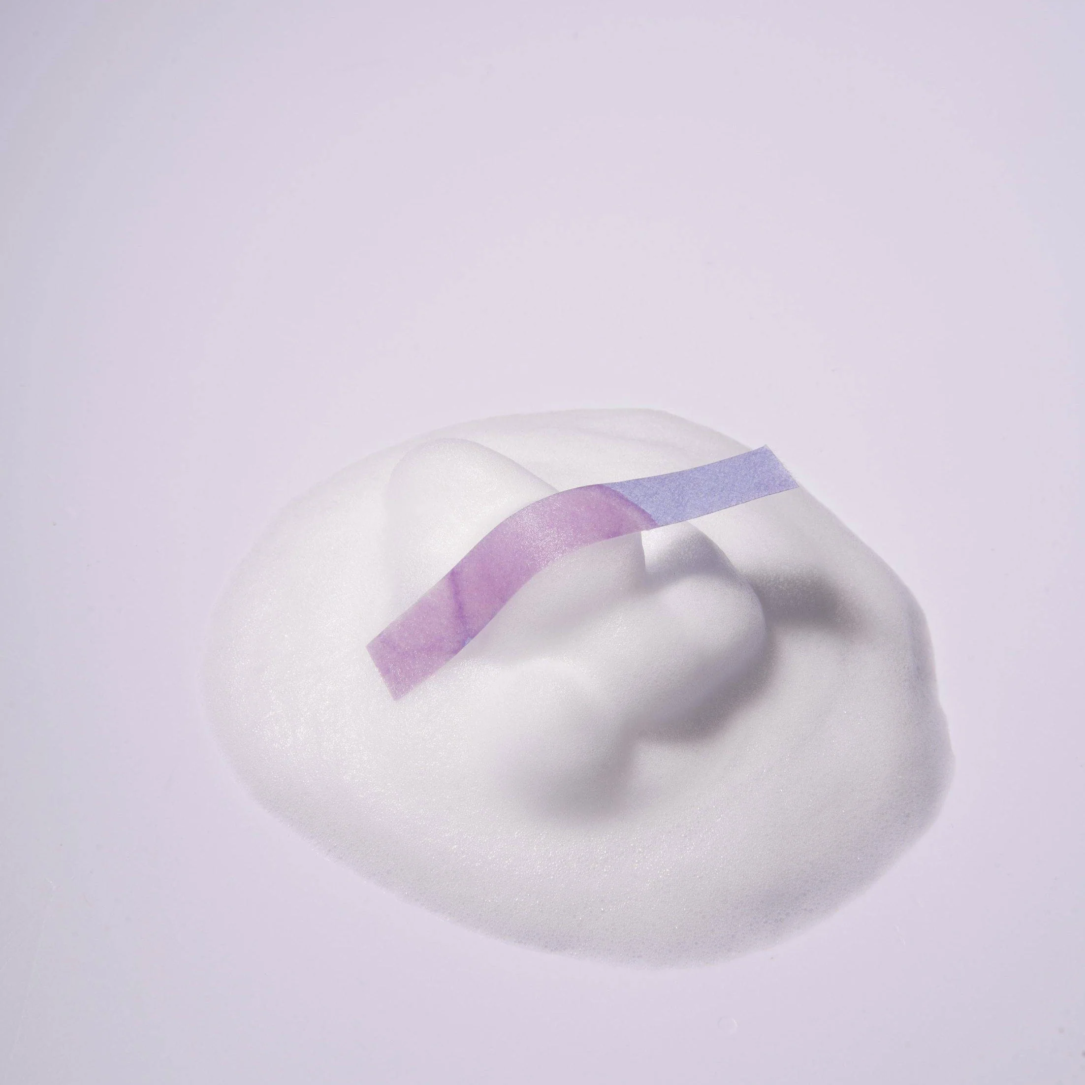 Dutch Tea Bubble Cleanser 150ml - Image 4