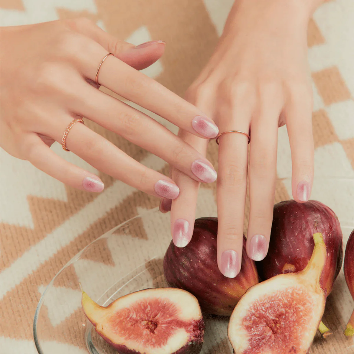 Semi-Cured Gel Nail - N Glow Blush - Image 3